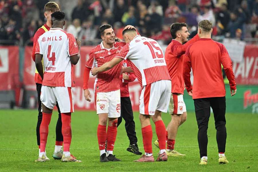 CFR Cluj - Dinamo București CFR Cluj - Dinamo București