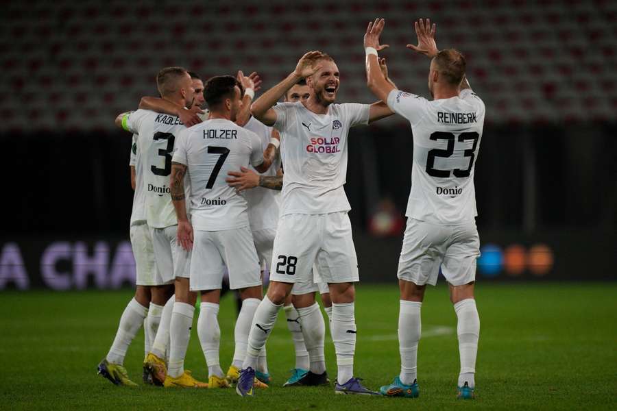 Slovácko hrálo bez fanoušků v Nice, kde zvítězilo 2:1.