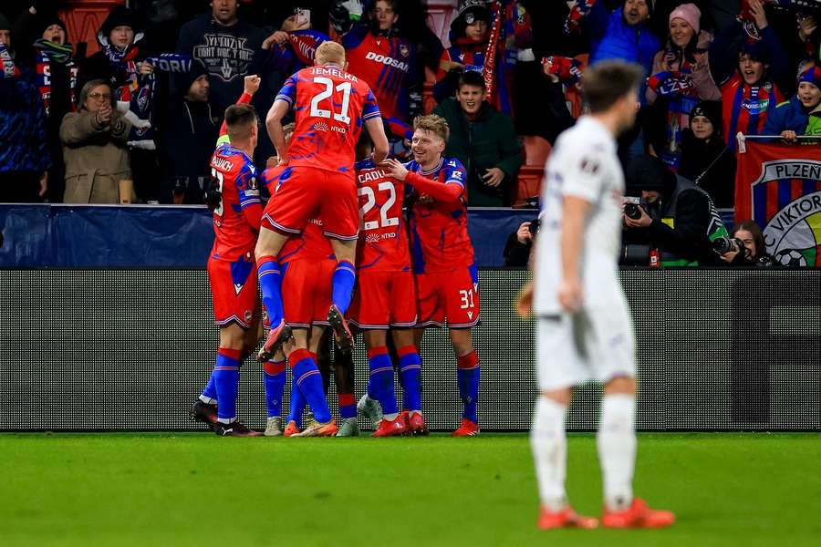 Viktoria Plzeň zaútočí v Bilbau na přímý postup do osmifinále EL.
