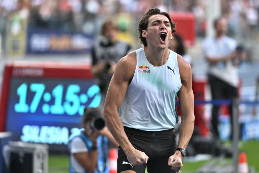 Poussé dans ses retranchements, Duplantis s'impose à Chorzow avec 6,20 m