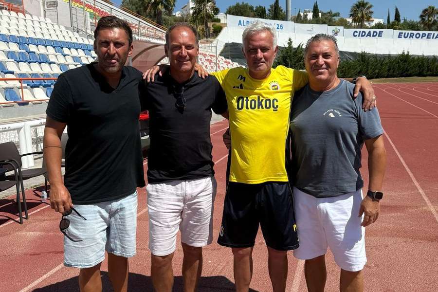 Nuno Presume ao lado de José Mourinho Nuno Presume ao lado de José Mourinho