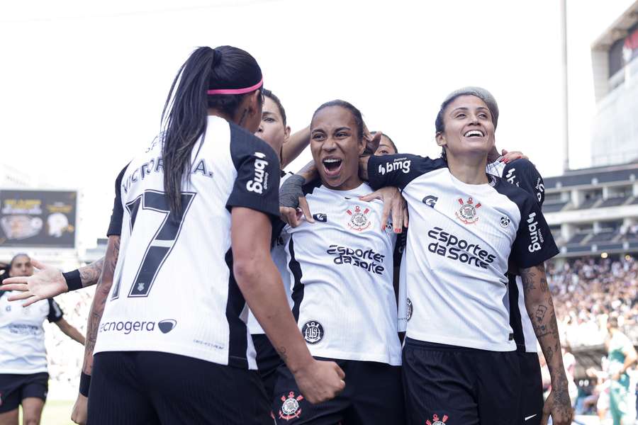 Corinthians é o maior campeão brasileiro feminino com folga