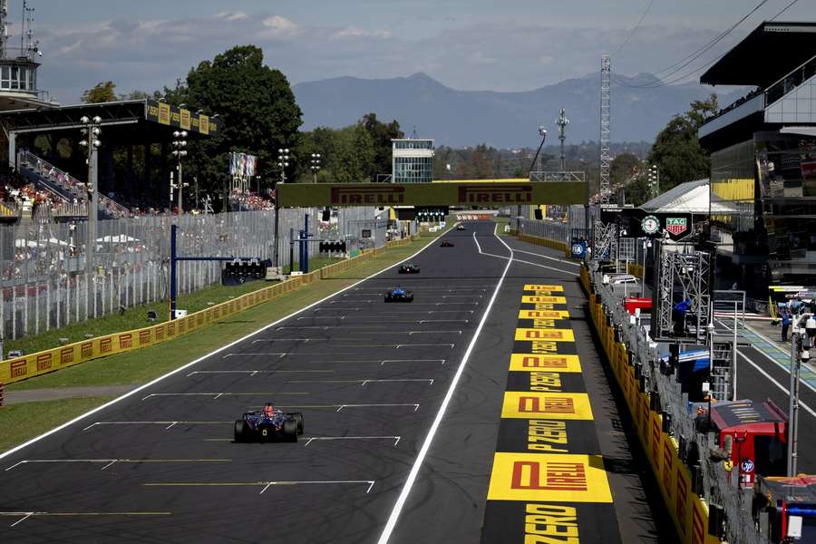Die Formel 1 erweitert ihr Programm Die Formel 1 erweitert ihr Programm