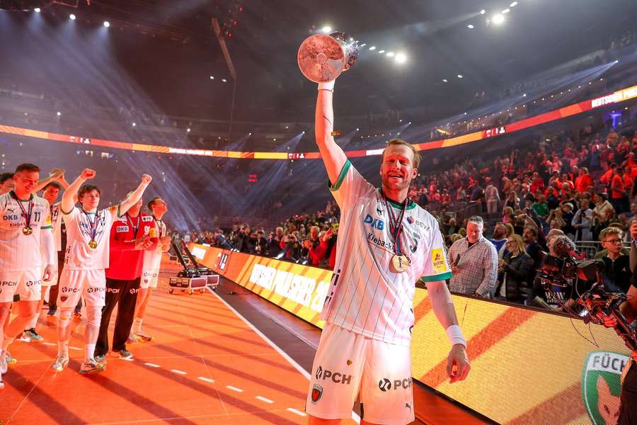 Max Darj ist offizieller Hüter des DHB-Pokals