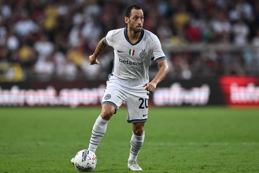 Inter Milan warms to Galatasaray plans for Calhanoglu
