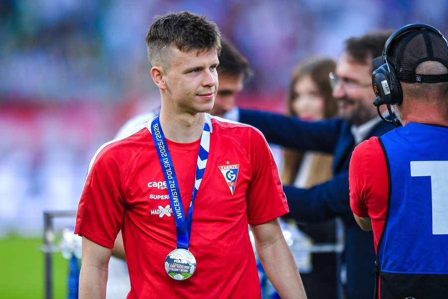 PŘESTUPY ONLINE: Hellbrand šokoval výběrem klubu! Slavia má další posilu a Slovácko nového kouče PŘESTUPY ONLINE: Hellbrand šokoval výběrem klubu! Slavia má další posilu a Slovácko nového kouče