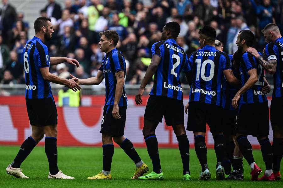 Nicolo Barella celebrates scoring the second Inter goal