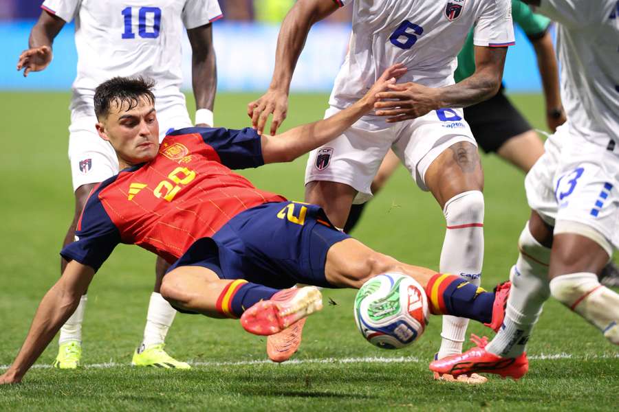Pedri, da Espanha, foi titular no empate em 0 a 0 com Cabo Verde