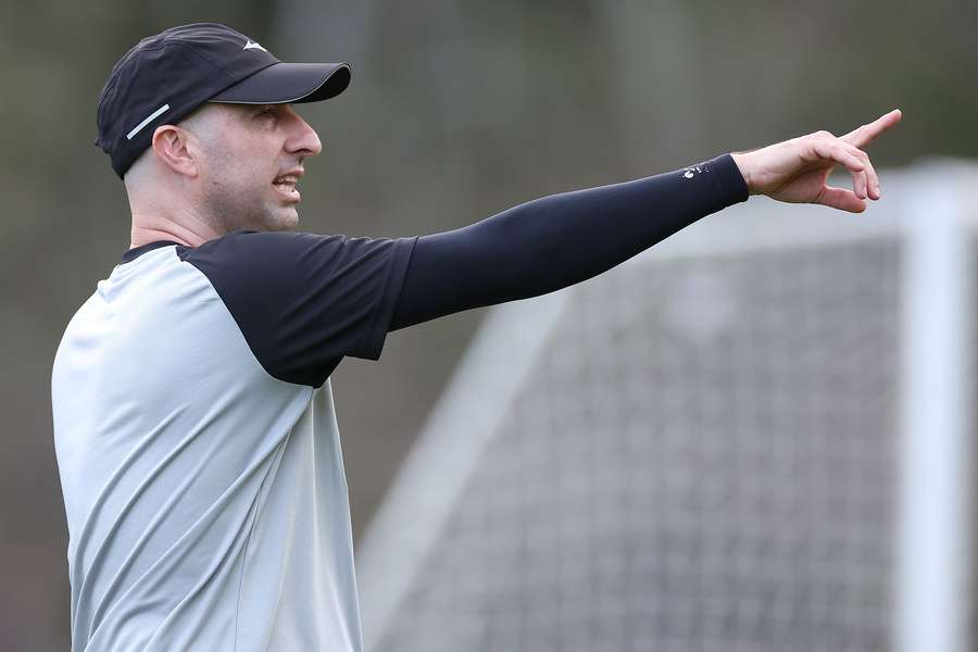 Bellão volta a assumir o comando do Botafogo de forma interina Bellão volta a assumir o comando do Botafogo de forma interina