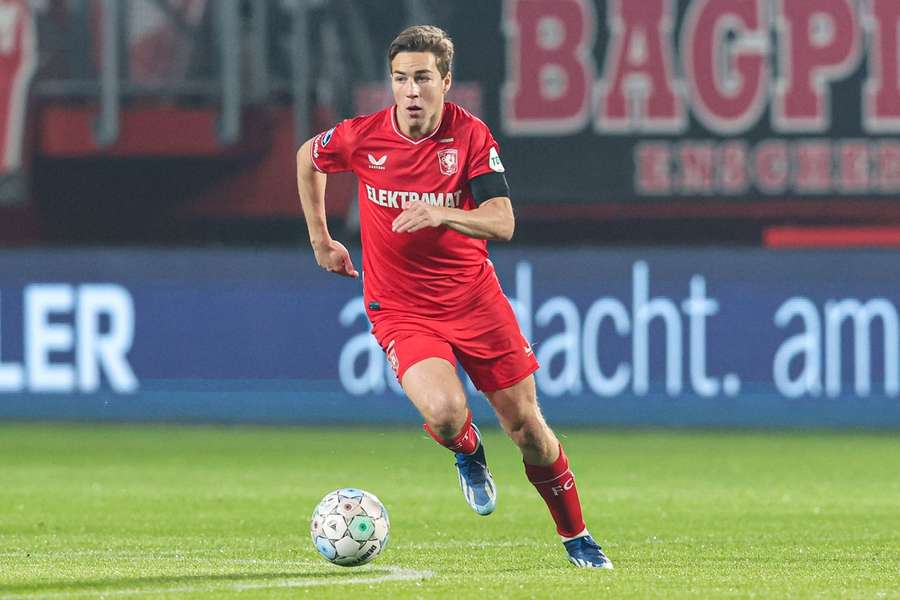 Carel Eiting vervult een sleutelrol bij FC Twente