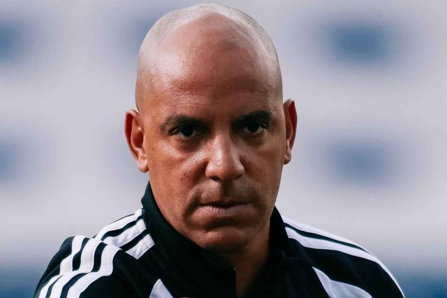 Conselho de Disciplina da FPF arquivou queixa da APAF contra Pepa, treinador do Estrela da
arquiva queixa da APAF e absolve Pepa Conselho de Disciplina da FPF arquivou queixa da APAF contra Pepa, treinador do Estrela da
arquiva queixa da APAF e absolve Pepa