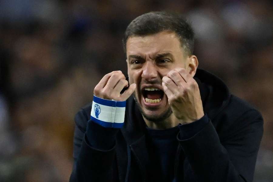 Anselmi insatisfeito