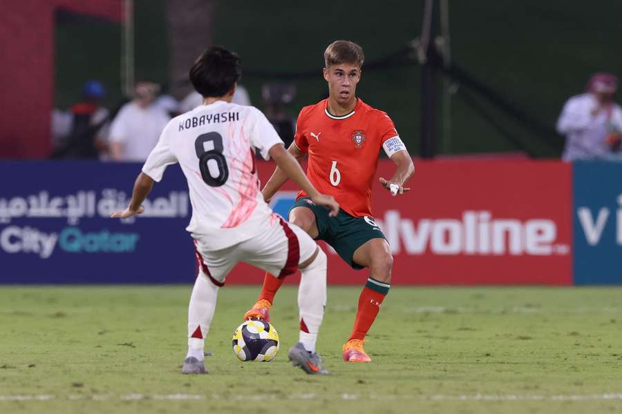 Rafael Quintas diante de Kobayashi Rafael Quintas diante de Kobayashi