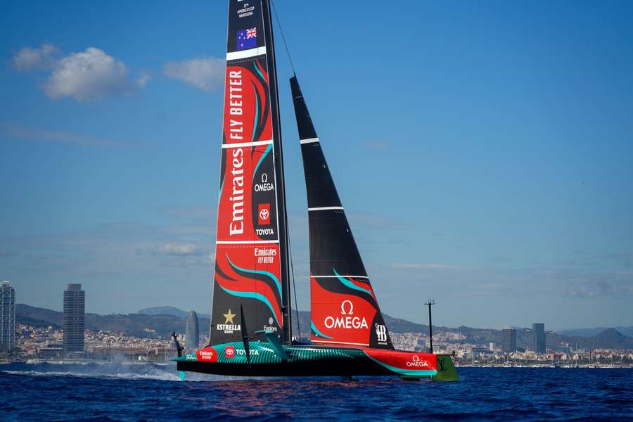 Zeilers Nieuw-Zeeland winnen voor derde keer op rij America's Cup