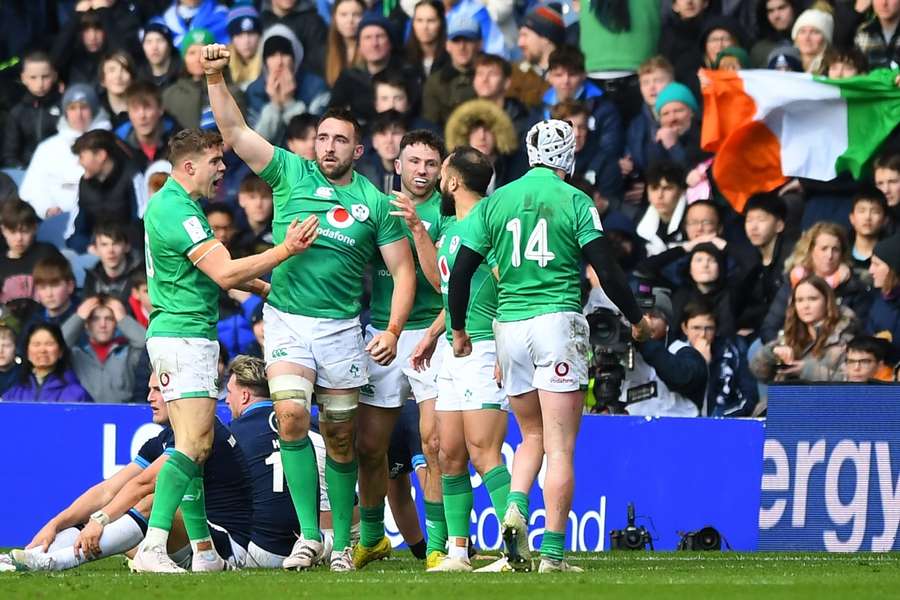 Un histórico 'Grand Slam' espera a Irlanda, Francia por el milagro