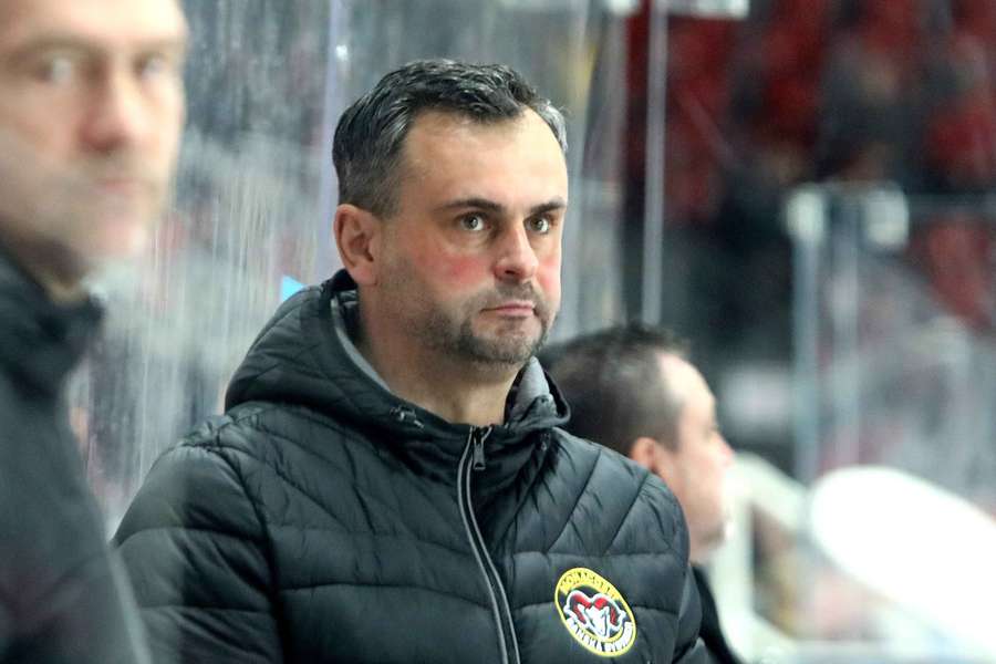 Tréner Wojnar má pred novou sezónou výsledkové starosti. Tréner Wojnar má pred novou sezónou výsledkové starosti.
