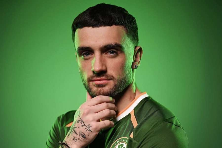 Troy Parrott je hlavní zbraní Irska v baráži MS proti Česku.