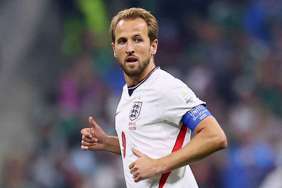 Inglaterra de Kane encara Noruega neste sábado (11) Inglaterra de Kane encara Noruega neste sábado (11)