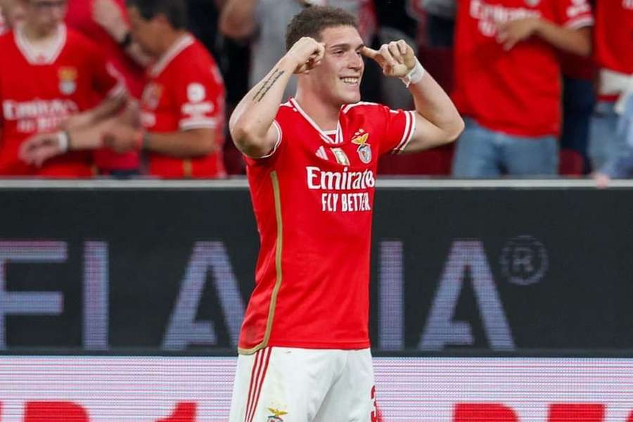 Rollheiser tem contrato com o Benfica até 2029