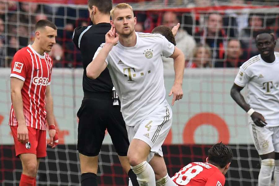 De Ligt acirrou rivalidade no Europa-Park Stadion