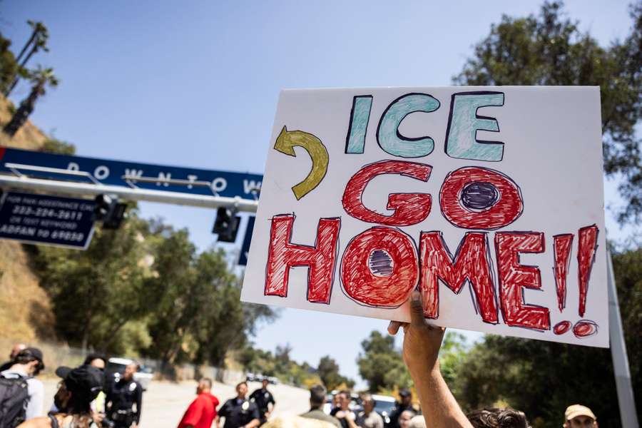 Les Los Angeles Dodgers refusent l'entrée de leur parking à la police fédérale de l'immigration Les Los Angeles Dodgers refusent l'entrée de leur parking à la police fédérale de l'immigration