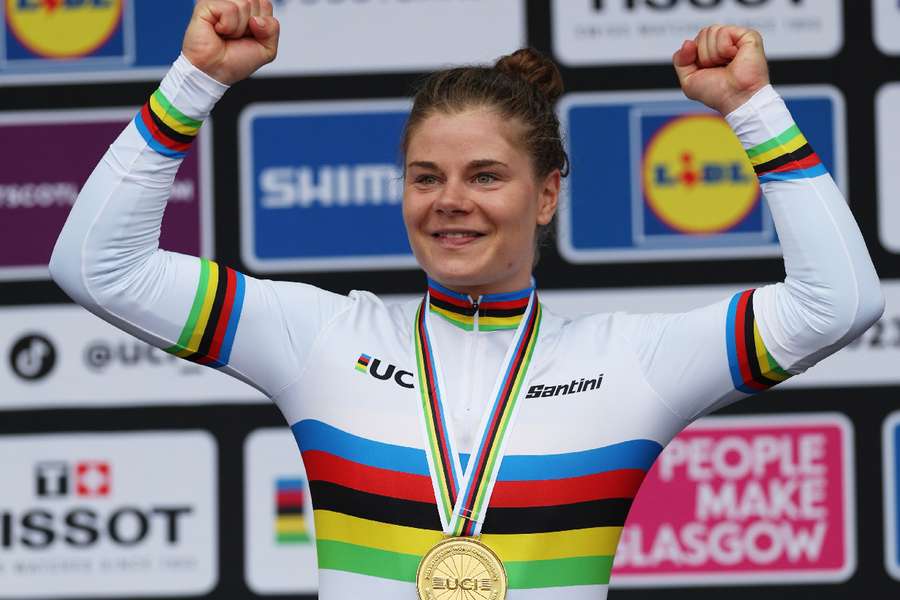 La belga Lotte Kopecky se proclama campeona del mundo de ciclismo en ruta