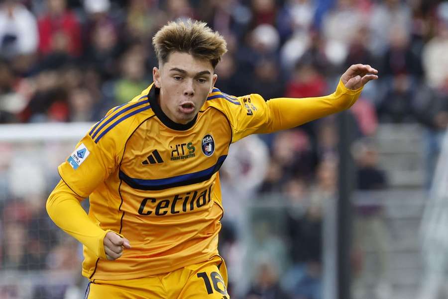 Legenda Juventusu Buffon ostrzega syna Louisa przed karierą