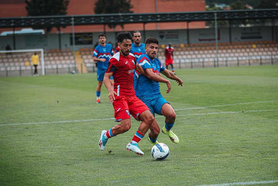 Gil Vicente e Felgueiras empataram a dois golos