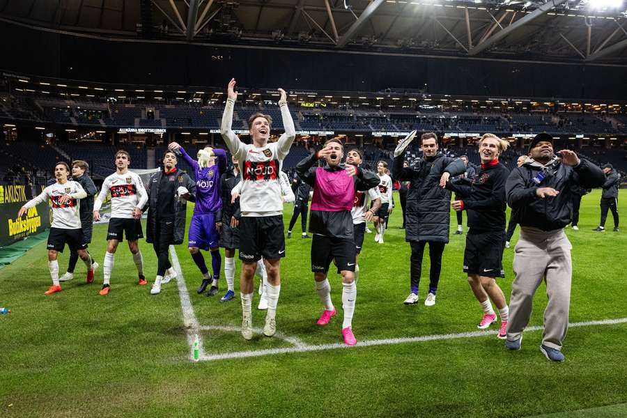 Rekordowa strzelanina w Allsvenskan, aż 11 goli padło w drugiej połowie! Rekordowa strzelanina w Allsvenskan, aż 11 goli padło w drugiej połowie!