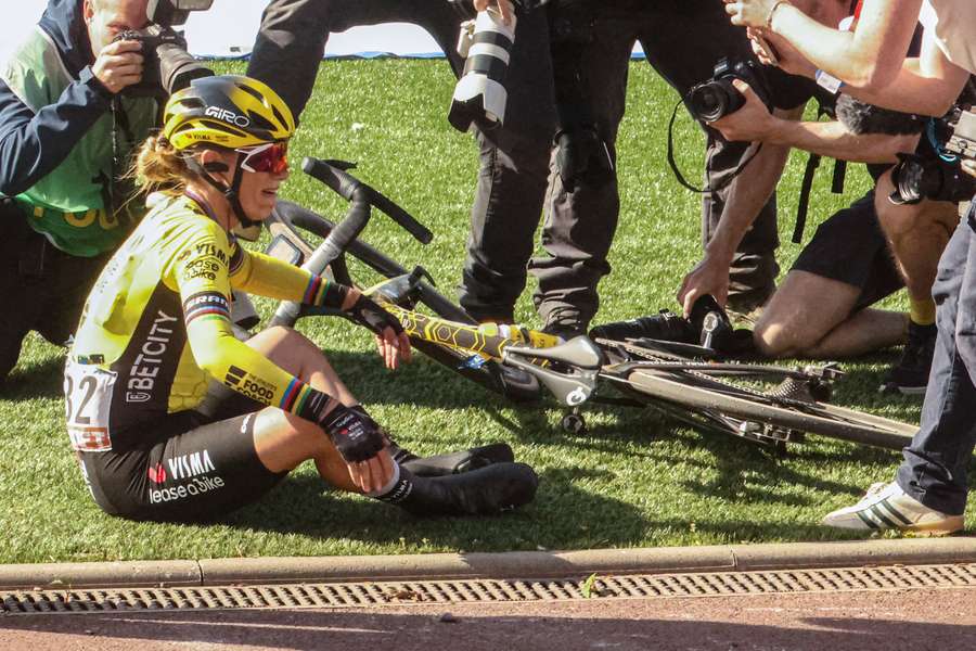 Pauline Ferrand-Prévot après son succès sur Paris-Roubaix.