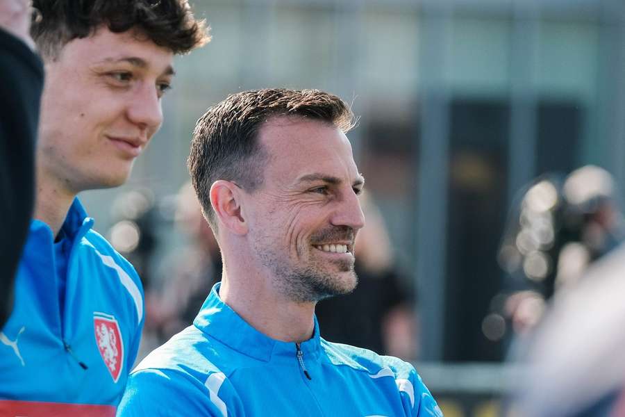 Vladimír Darida je zpátky v reprezentaci. Vladimír Darida je zpátky v reprezentaci.