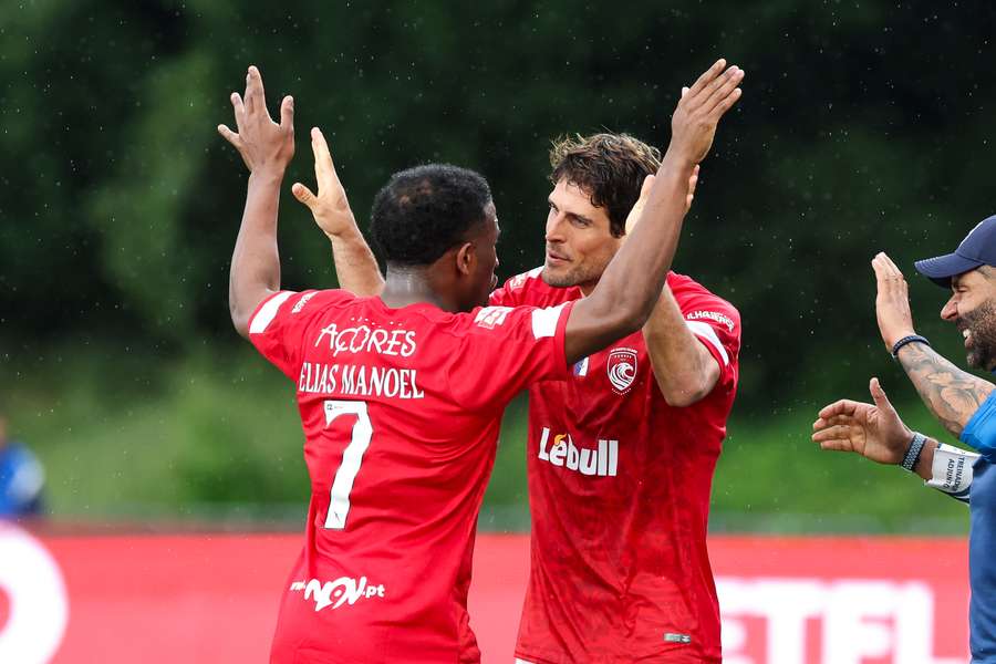 Santa Clara vai ficar mais uma época na Liga Portugal