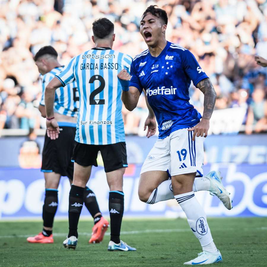 Kaio Jorge fez o gol que recolocou o Cruzeiro na partida