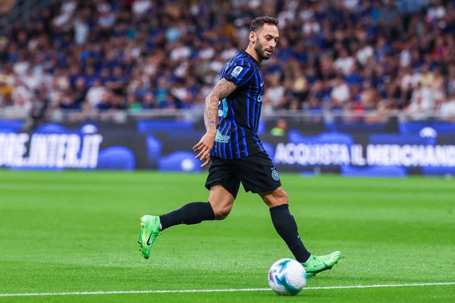 Galatasaray coach Okan: We tried everything to sign Calhanoglu Galatasaray coach Okan: We tried everything to sign Calhanoglu