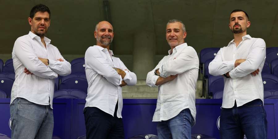 Paulo Freitas com a restante equipa técnica Paulo Freitas com a restante equipa técnica