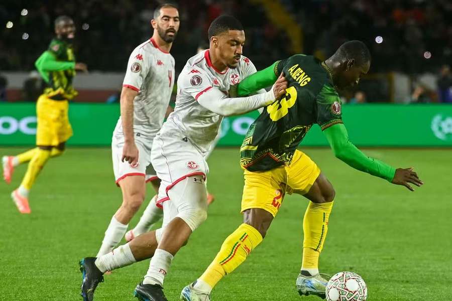 Mali geriu desvantagem numérica e foi mais forte nos penáltis