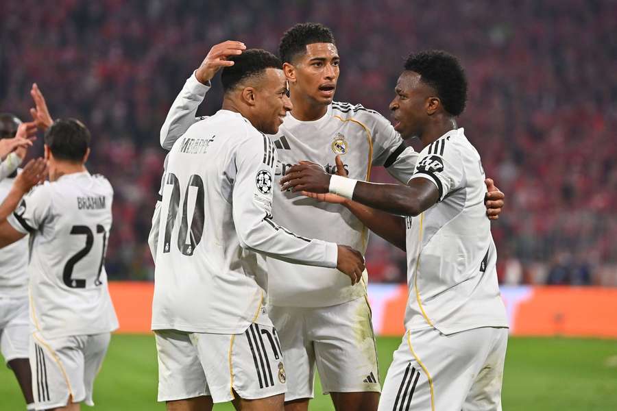 Hiszpańscy politycy uderzają w Viniciusa i Mbappe. "To kompletnie żenujące" Hiszpańscy politycy uderzają w Viniciusa i Mbappe. "To kompletnie żenujące"