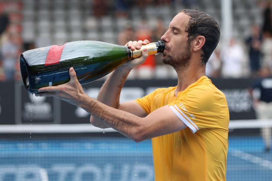 Gasquet celebra la victoria en Nueva Zelanda