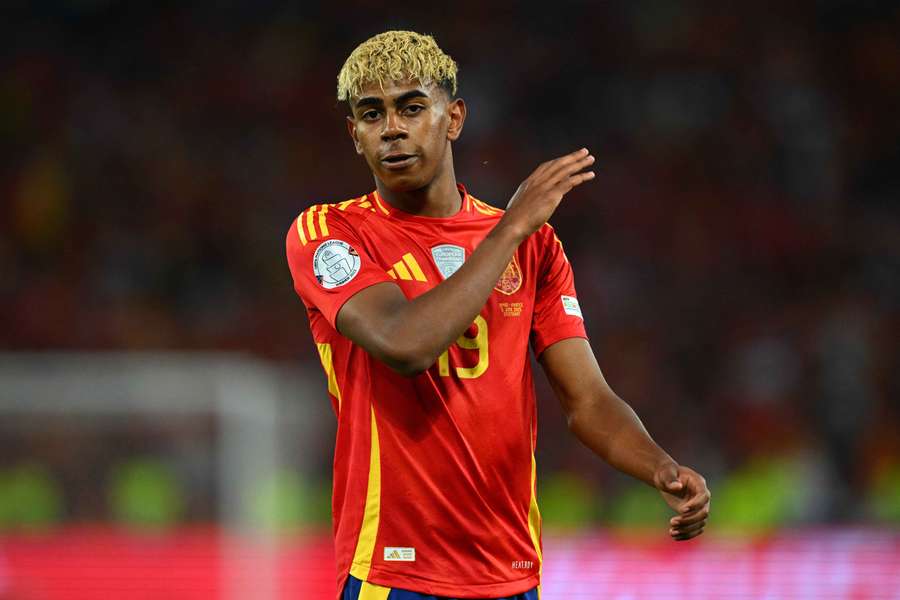Yamal bagged a brace against France