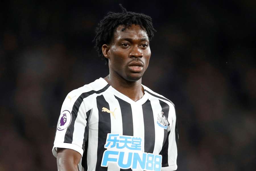 Christian Atsu na archívnej snímke z 12. januára 2019 v drese Newcastlu United.