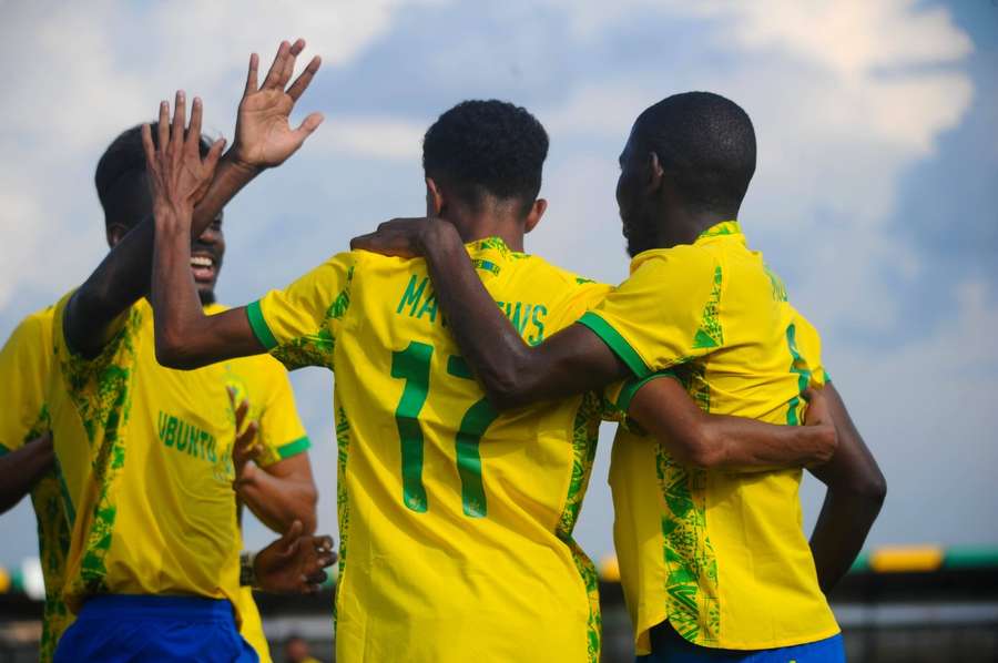 Mamelodi Sundowns coach Cardoso lauds Rayners’ impact Mamelodi Sundowns coach Cardoso lauds Rayners’ impact