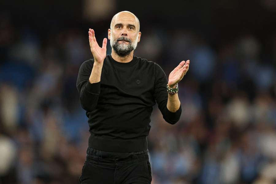 Pep Guardiola op het veld