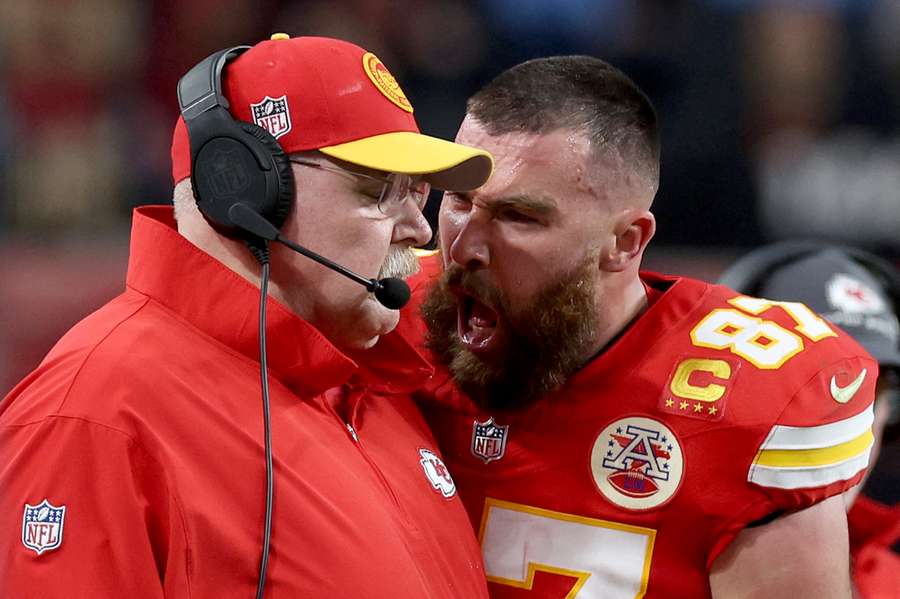 Travis Kelce blew up at Andy Reid after being kept off the field for a crucial play