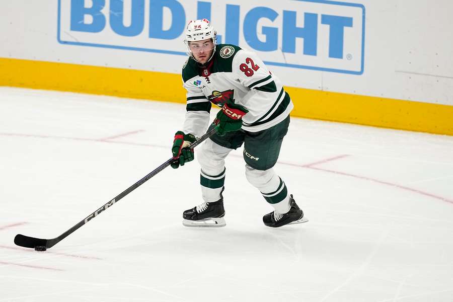 Špaček si vyzkoušel dres Minnesoty zatím jen v přípravě. Špaček si vyzkoušel dres Minnesoty zatím jen v přípravě.