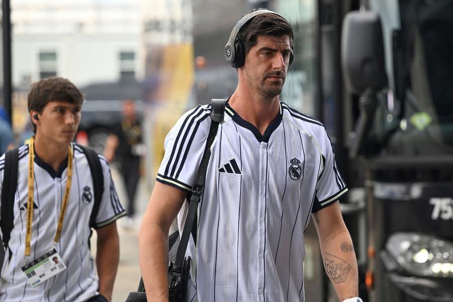 Thibaut Courtois, junto a Gonzalo