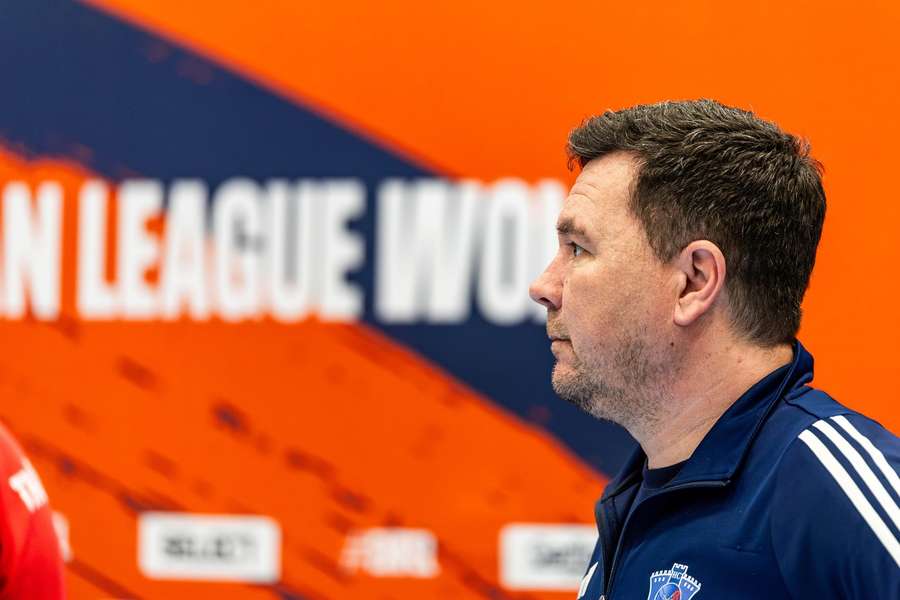 Jan Leslie left Dunărea Brăila shortly before Christmas Jan Leslie left Dunărea Brăila shortly before Christmas