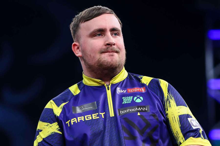 Luke Littler beat Paul Lim comprehensively in Bahrain