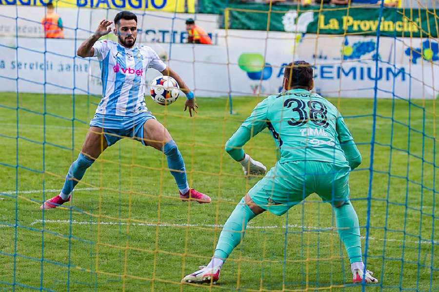 Superliga: Petrolul - Corvinul Superliga: Petrolul - Corvinul