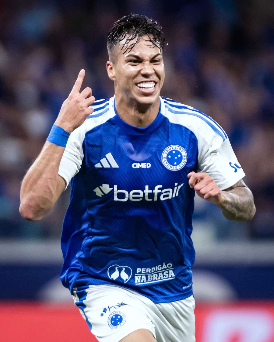 Kaio Jorge fez os dois gols de Cruzeiro 2x0 Vila Nova Kaio Jorge fez os dois gols de Cruzeiro 2x0 Vila Nova
