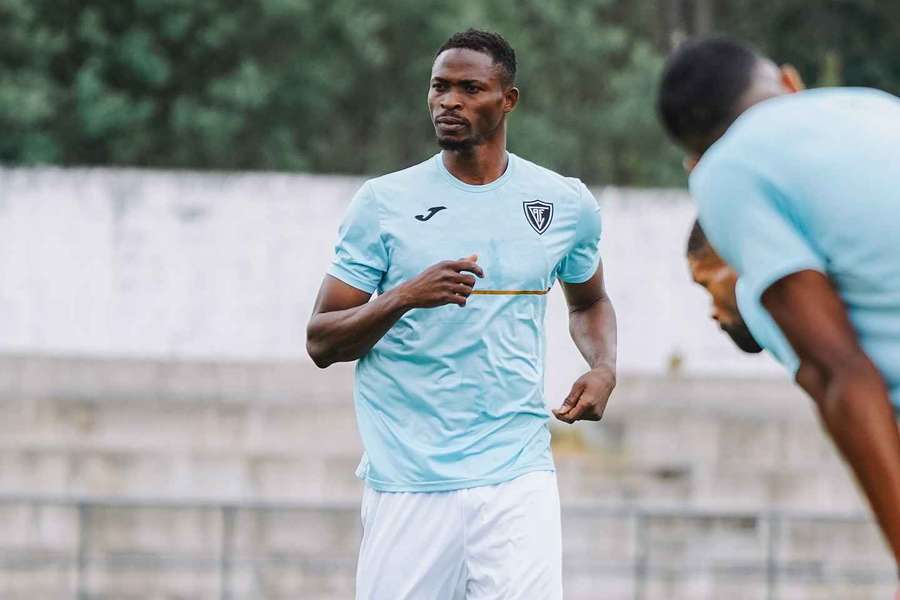 Académico de Viseu e Tondela empataram em jogo de preparação (1-1)
